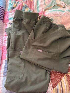 Figs Olive Medical Scrub Top and Pants